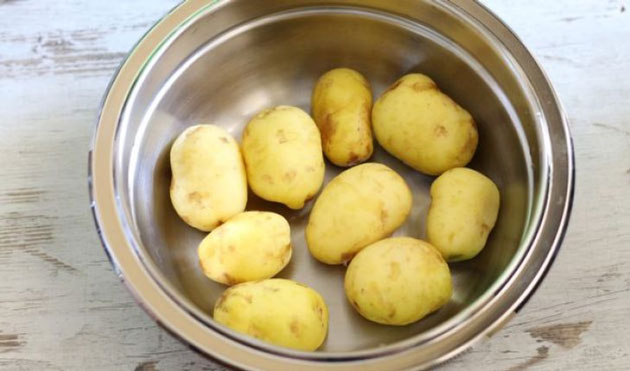VIDÉO - Éplucher des pommes de terre avec Thermomix