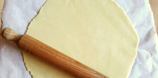 pâte à tarte aux petits suisses WW, une bonne pâte légère à tarte et quiche à base de petits suisses, facile et simple à réaliser.